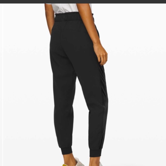 Lululemon On the Fly Jogger * Velvet Trim Sz:8 - Picture 5 of 16